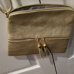 NWT CROSSBODY
